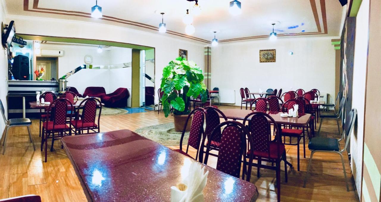 Hotel Nice Tbilisi Esterno foto