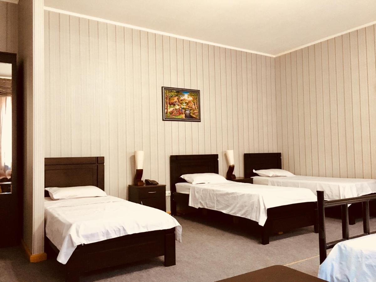 Hotel Nice Tbilisi Esterno foto