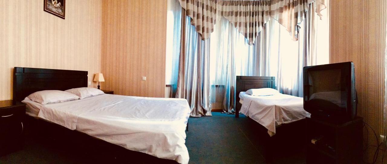 Hotel Nice Tbilisi Esterno foto