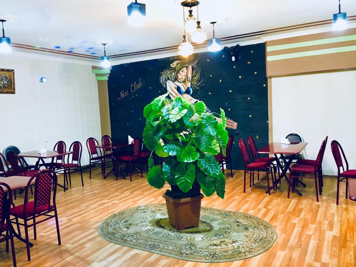 Hotel Nice Tbilisi Esterno foto